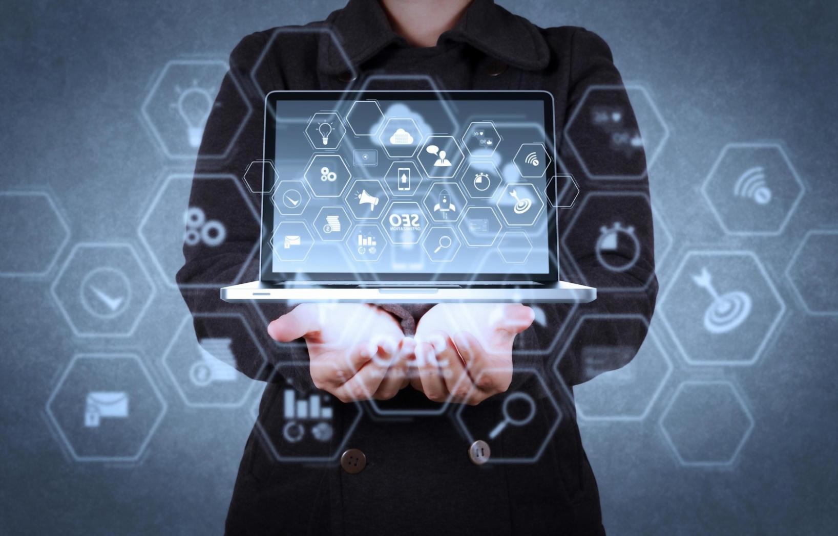 Team-Meeting mit Strategie-Präsentation